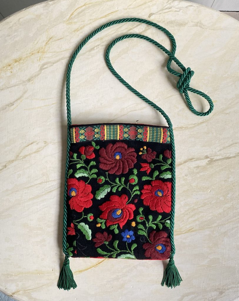 shoulder bag