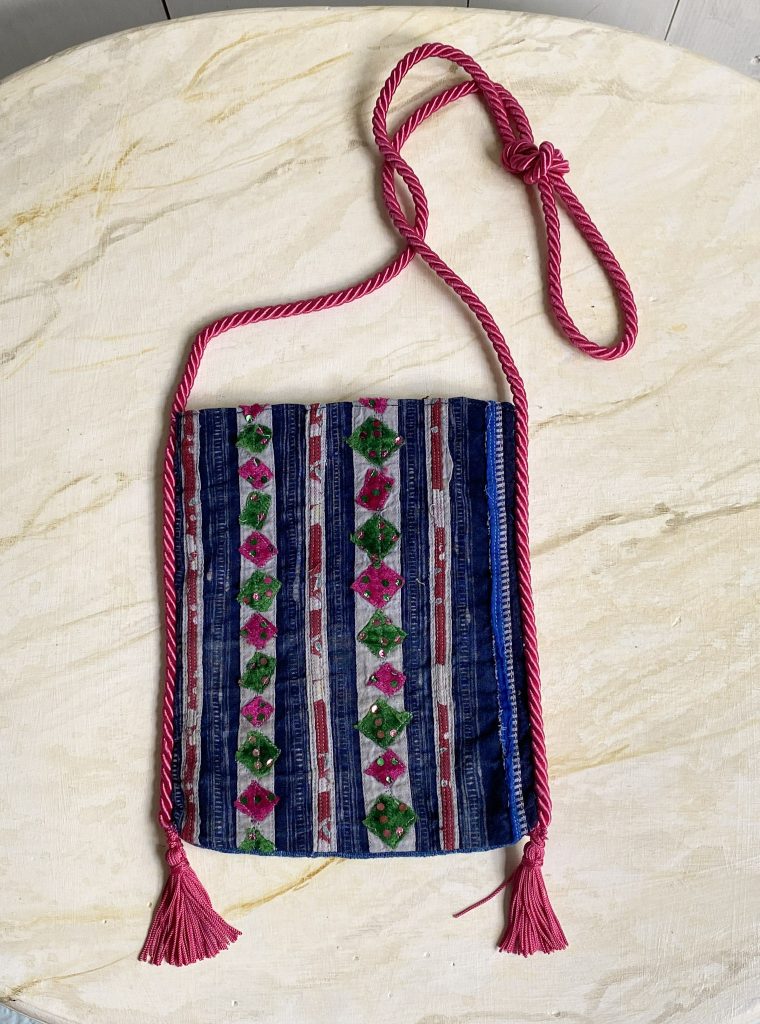 shoulder bag