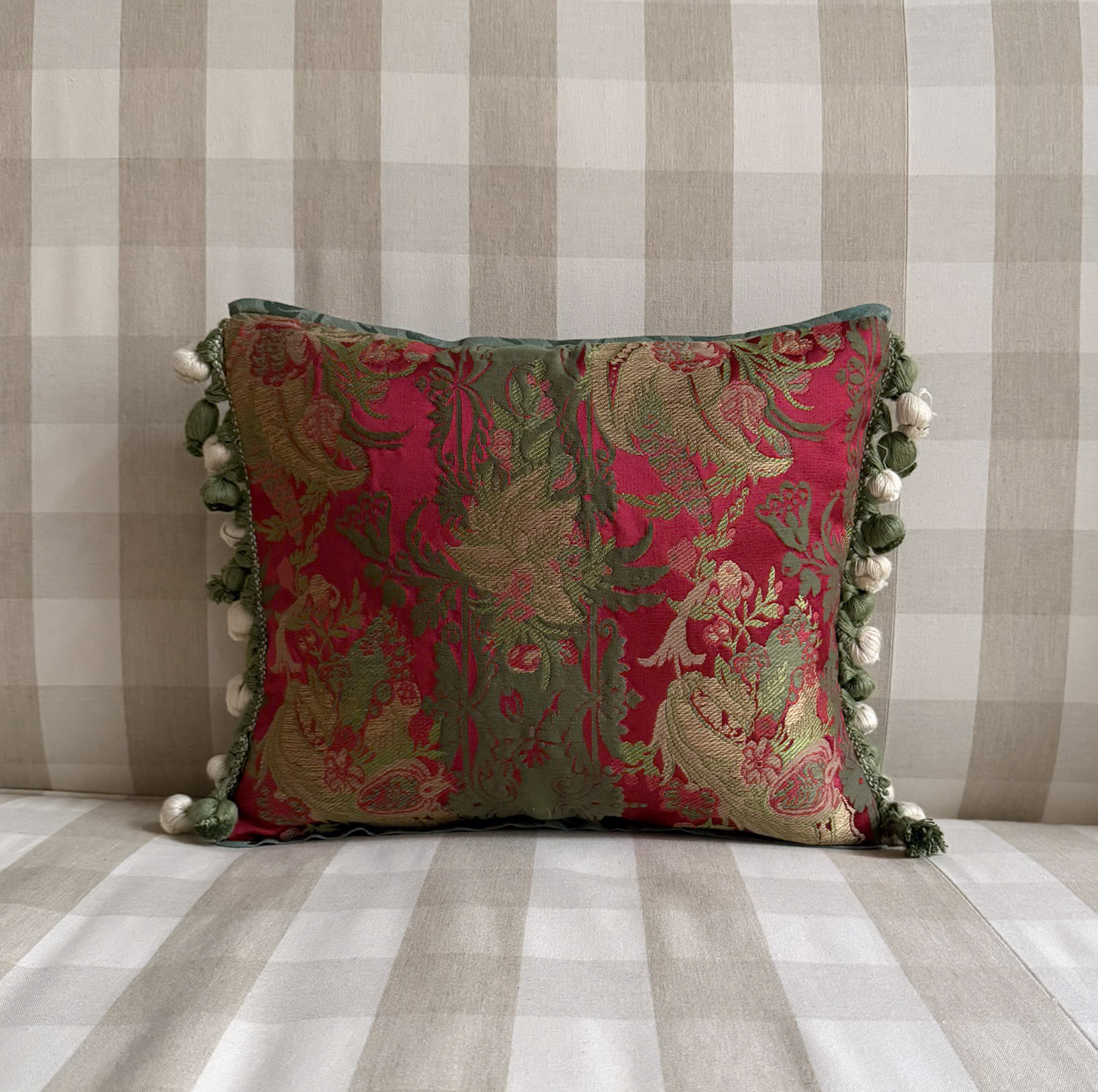 Cuscino in seta bordeaux e verde