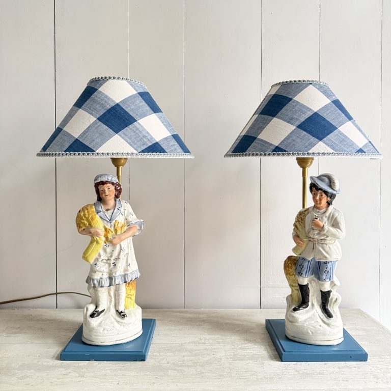 Coppia di lampade Staffordshire
