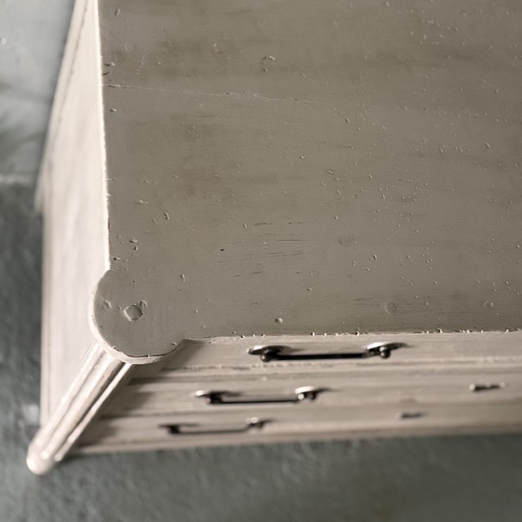 Cassettone Luigi XVI