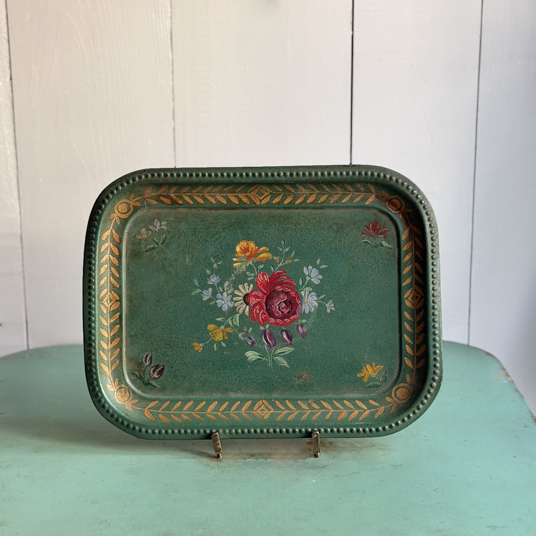 Vassoio con fiorellini