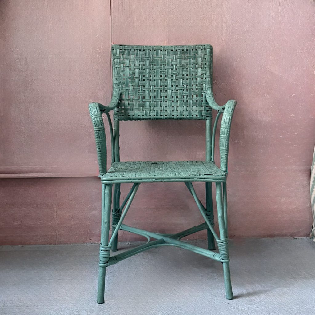 Poltroncina in vimini