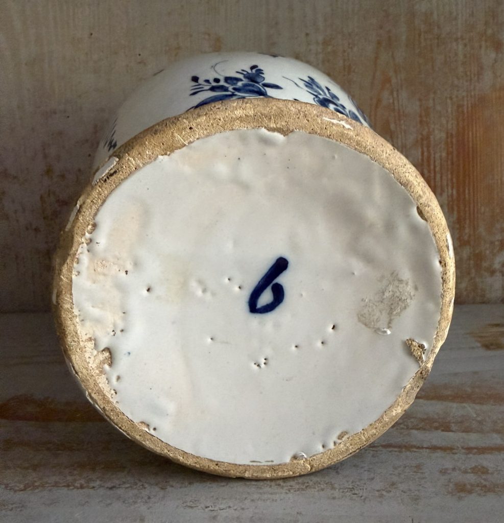 Vaso di Delft tondo