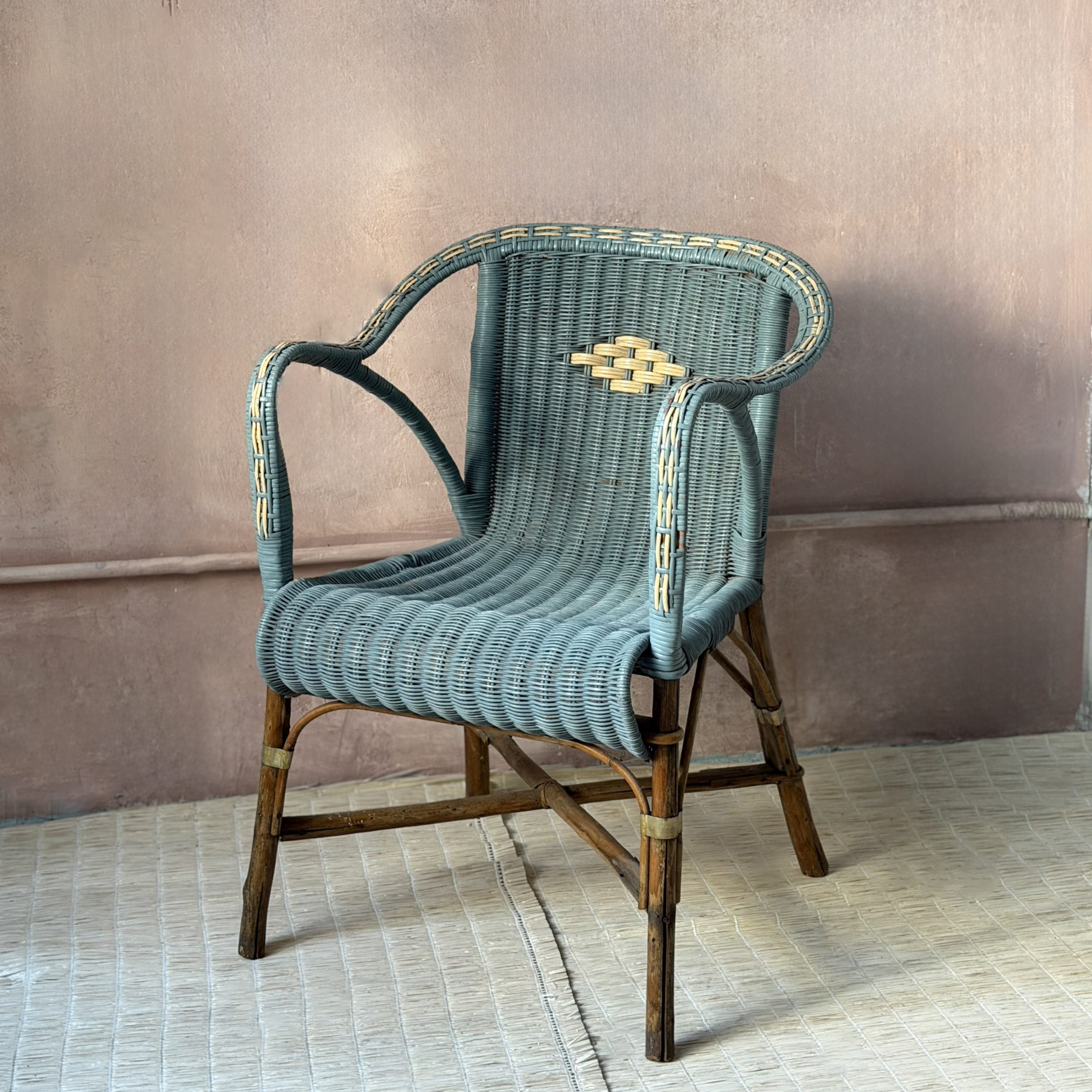 Poltroncina azzurra
